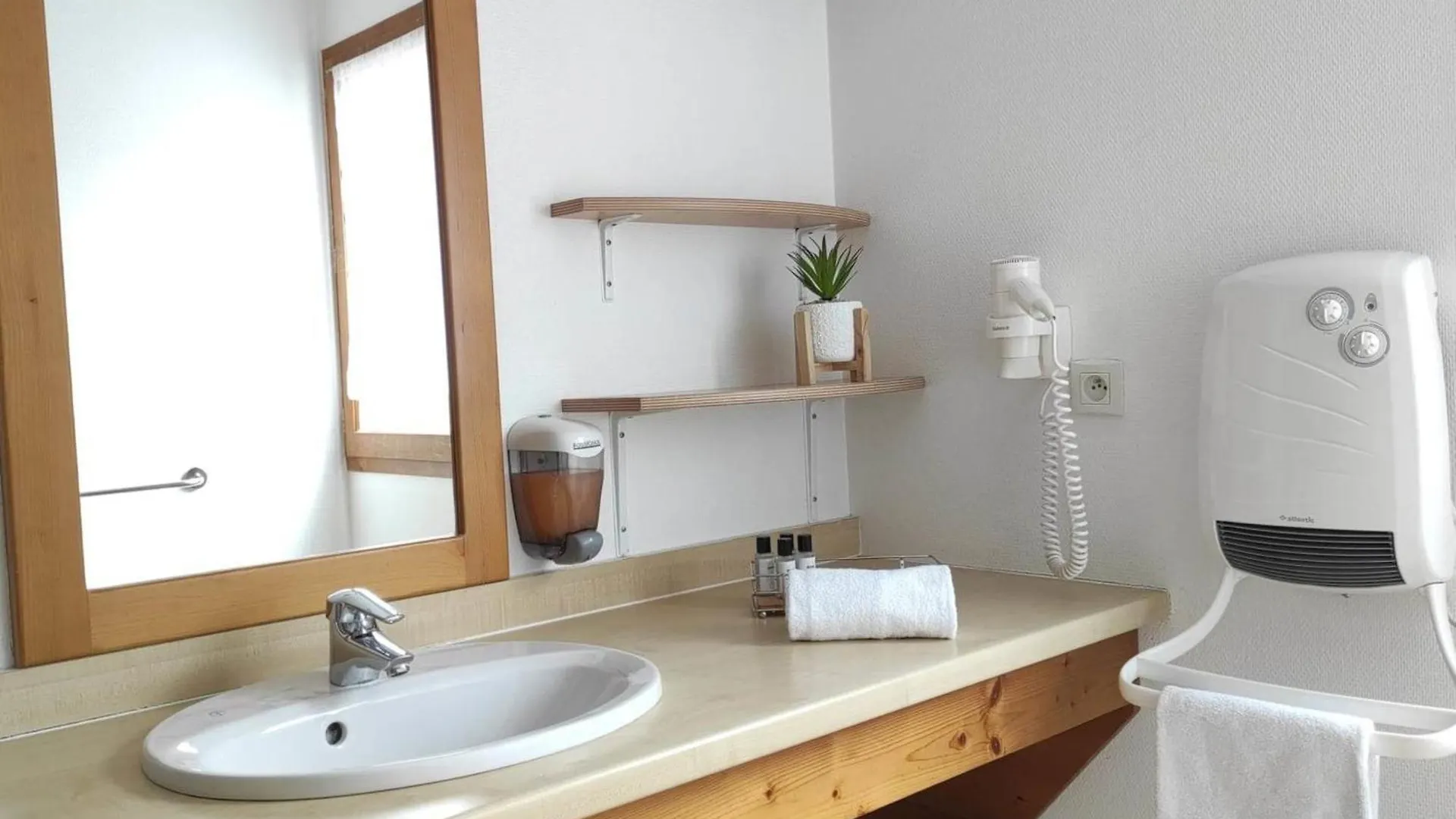 Appartement Le Cosy du Birdie - studio 4 personnes avec piscine au Golf de Giez